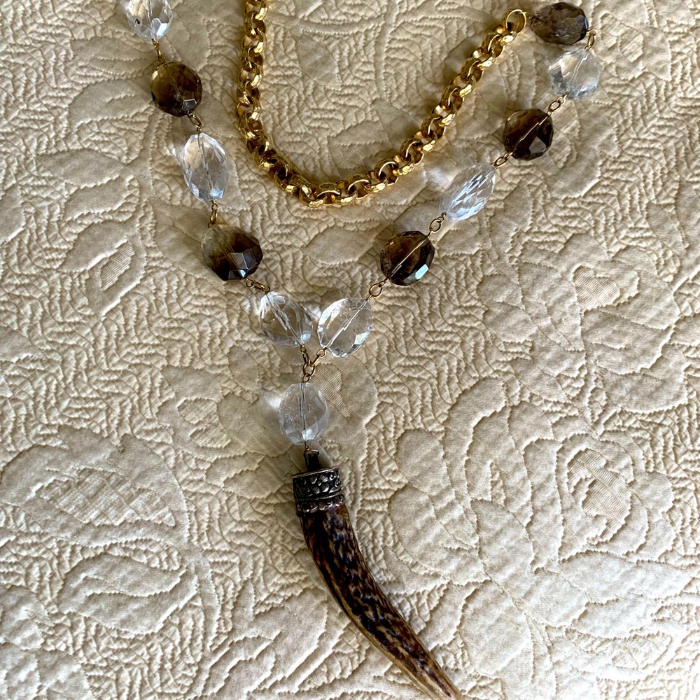 Devon Leigh horn pendant necklace